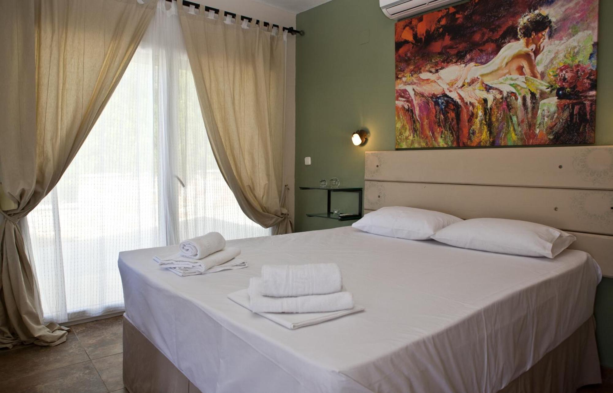 Axion Esti Apartments Skopelos stad Rum bild